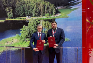 Василий Анохин рассказал об укреплении сотрудничества с «Росагролизингом»